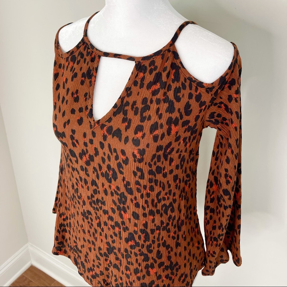 Cold Shoulder Top - Picture 13 of 16
